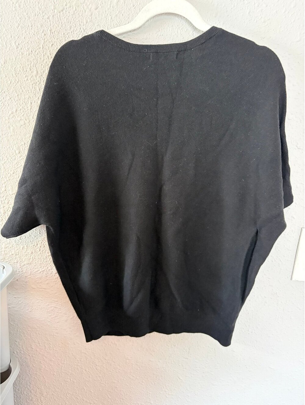 Quince Lightweight Cotton Cashmere Link-Stitch Dolman Sweater Black size M. On w - Picture 5 of 6